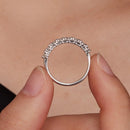 Anel de Noivado com 8 Moissanites